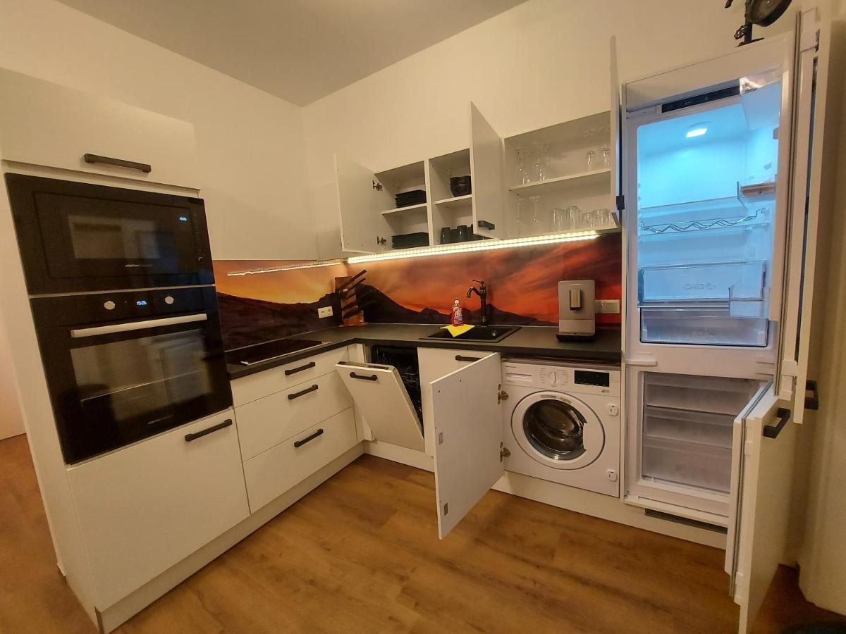 Auszeit Steiraland 8 Mit Ueberdachten Balkon Und Parkplatz Leoben  Exterior foto